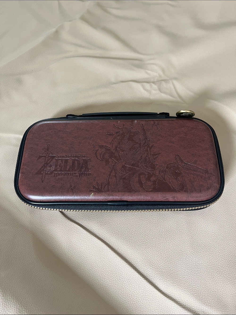 Nintendo Switch Zelda Breath of the Wild Leather Travel Case with Gold Zipper